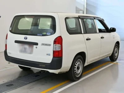 Toyota Succeed