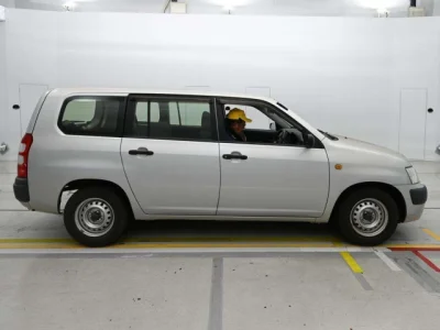 Toyota Succeed