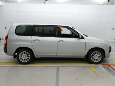 Toyota Succeed