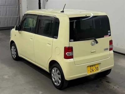 Daihatsu Move Conte