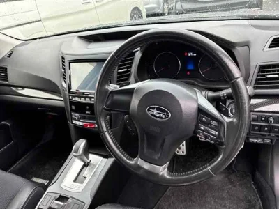 Subaru LEGACY B4