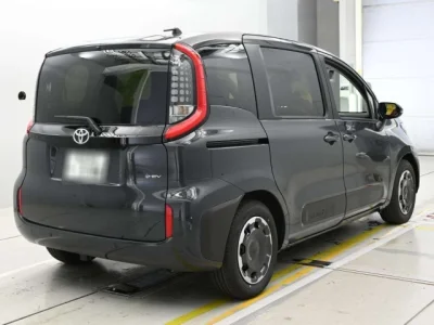 Toyota Sienta
