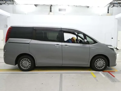 Toyota Esquire