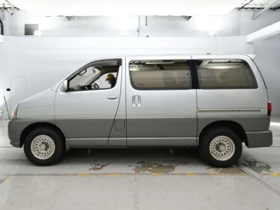 Toyota Hiace Regius