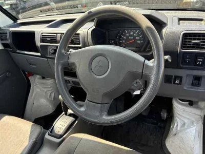 Mitsubishi Minicab Truck