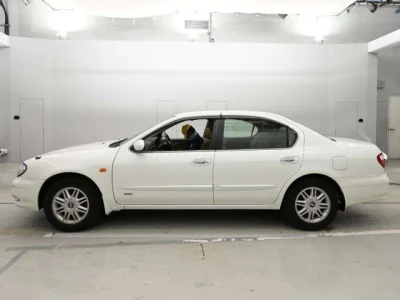 Nissan Cefiro