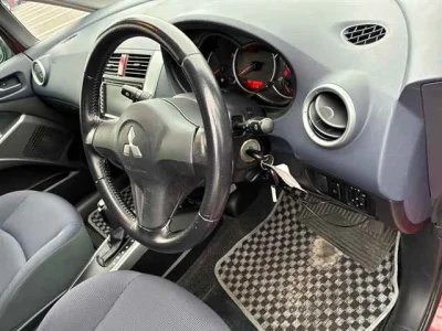 Mitsubishi Colt Plus