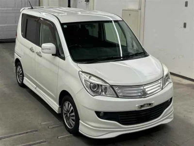 Mitsubishi Delica D:2