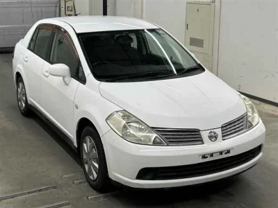 Nissan Tiida Latio