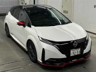 Nissan AURA