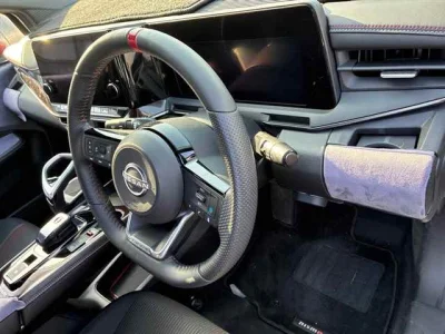 Nissan AURA