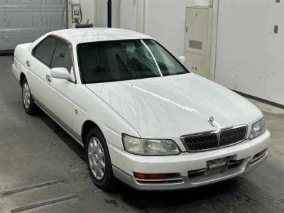 Nissan Laurel