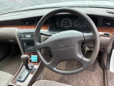 Nissan Laurel
