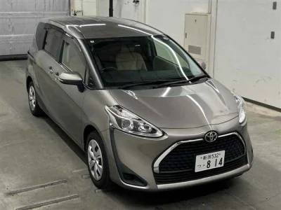 Toyota Sienta
