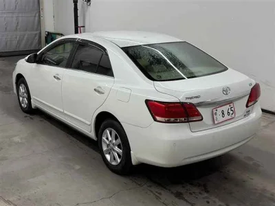 Toyota Premio