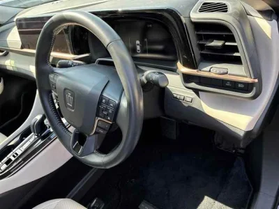 Toyota Crown Crossover