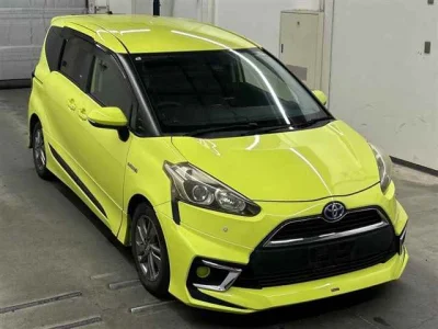 Toyota Sienta