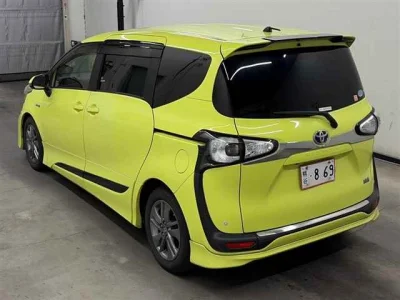 Toyota Sienta