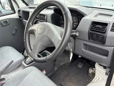 Nissan Clipper