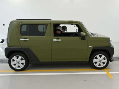 Daihatsu TAFT