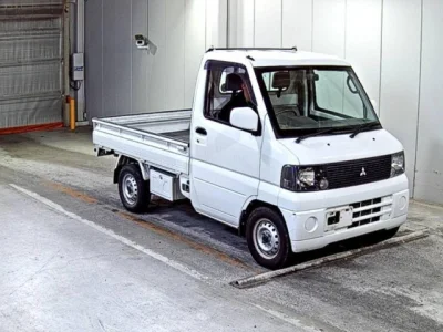 Mitsubishi MINICAB TRUCK