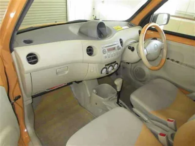 Daihatsu Esse