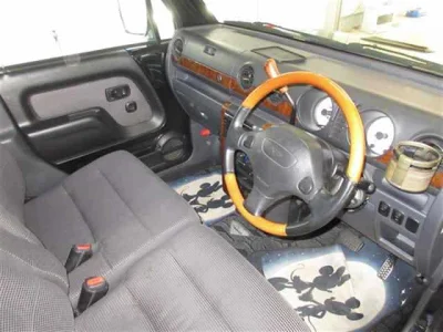 Daihatsu Naked