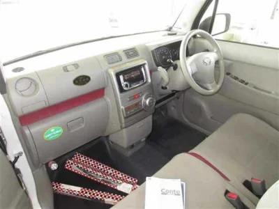 Daihatsu Move Conte