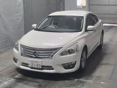 Nissan TEANA