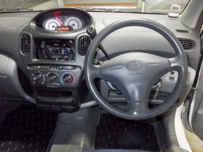 Toyota Funcargo