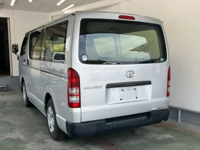 Toyota RegiusAce