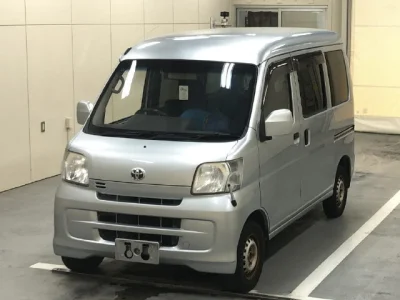Toyota Pixis Van