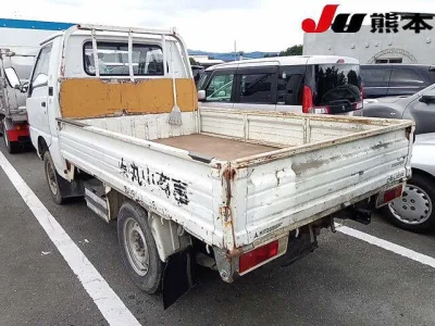 Mitsubishi Delica Truck
