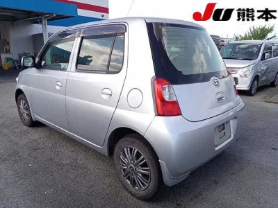Daihatsu Esse