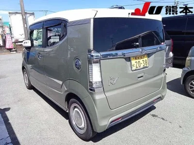 Honda N-Box Slash