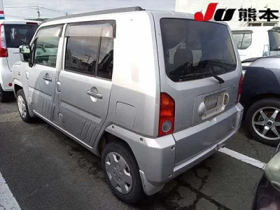 Daihatsu Naked