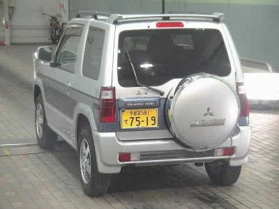 Mitsubishi Pajero Mini