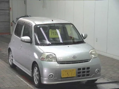 Daihatsu Esse