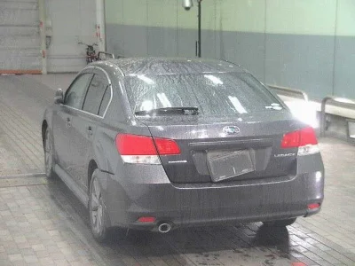 Subaru LEGACY B4