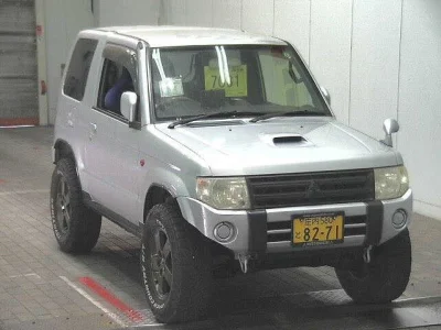 Mitsubishi Pajero Mini