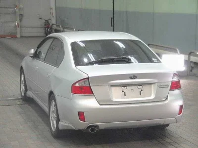Subaru Legacy B4