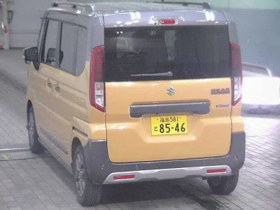 Suzuki Spacia Gear