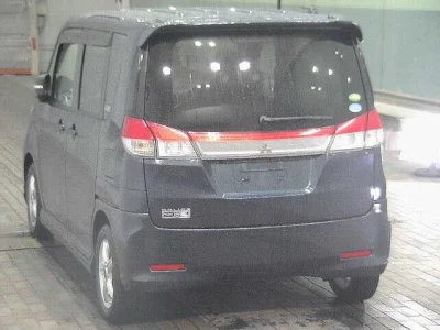 Mitsubishi Delica D:2