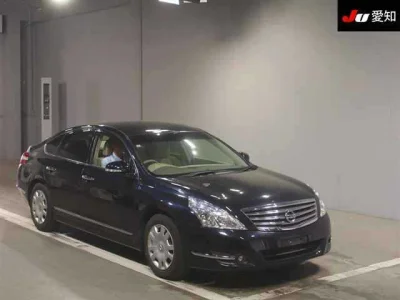 Nissan TEANA