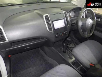 Nissan WINGROAD
