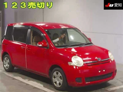 Toyota Sienta