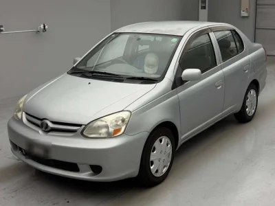 Toyota Platz