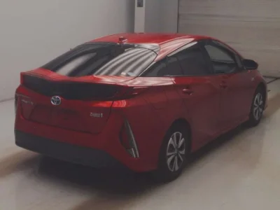 Toyota Prius PHV