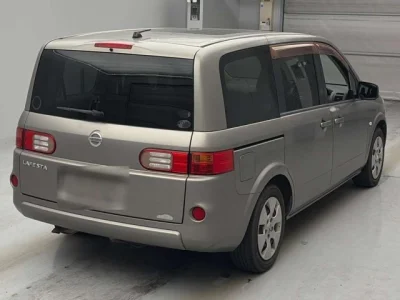 Nissan Lafesta