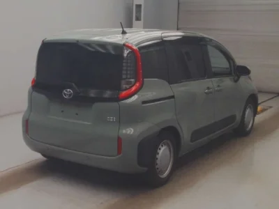 Toyota Sienta